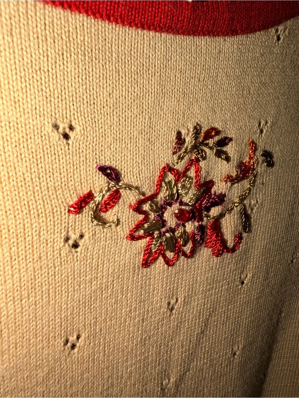 NAPA VALLEY Beige Knit Sweater Top Red Trim and Floral Embroidery Stitched Women